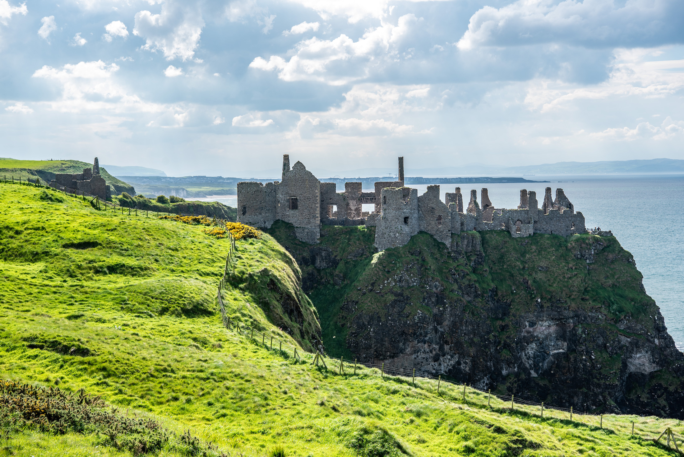 De eeuwenoude ruïnes van Dunluce Castle