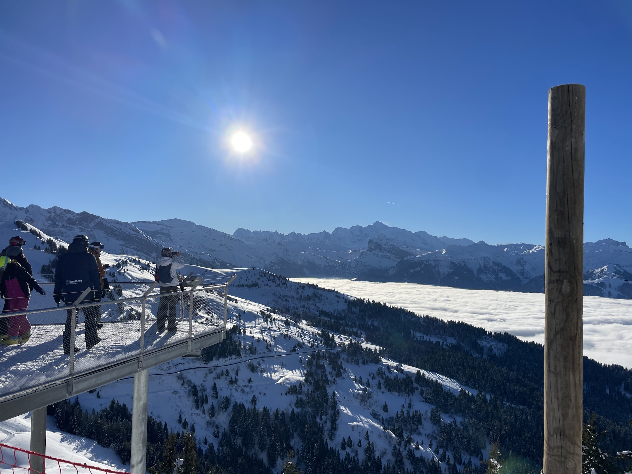 Even een momentje rust om van uitzicht op de Mont Blanc te genieten