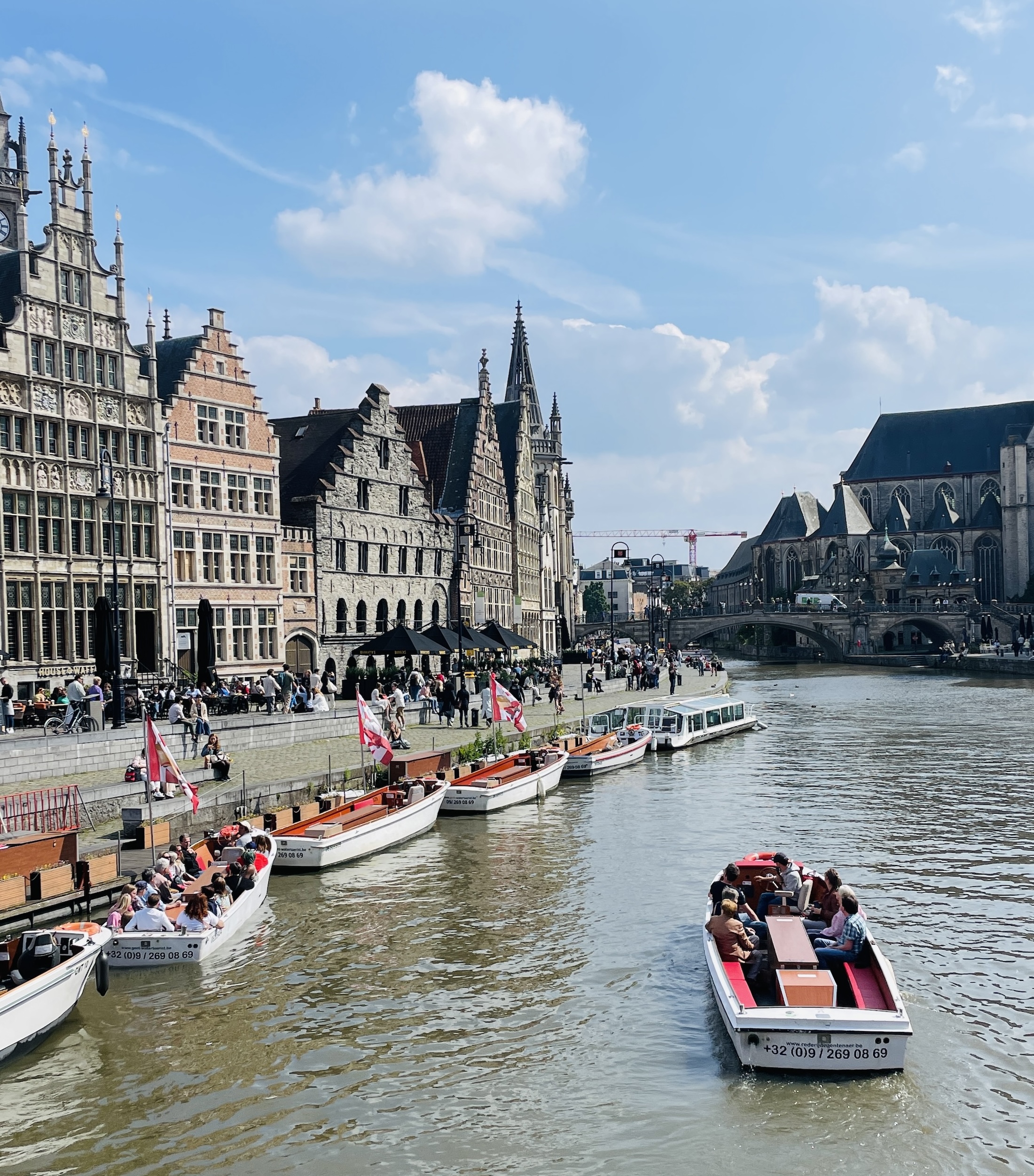 Cliché maar leuk: een boottocht maken over de Leie