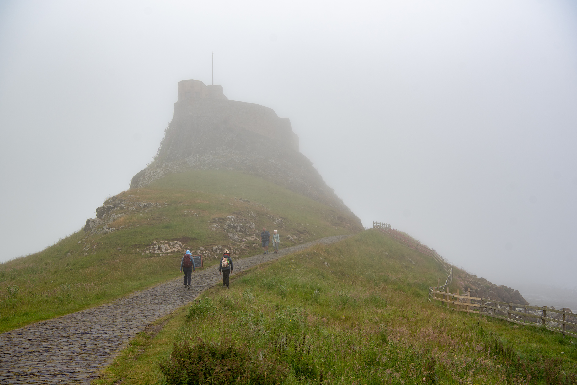 Er is weinig te zien van Lindisfarne Castle