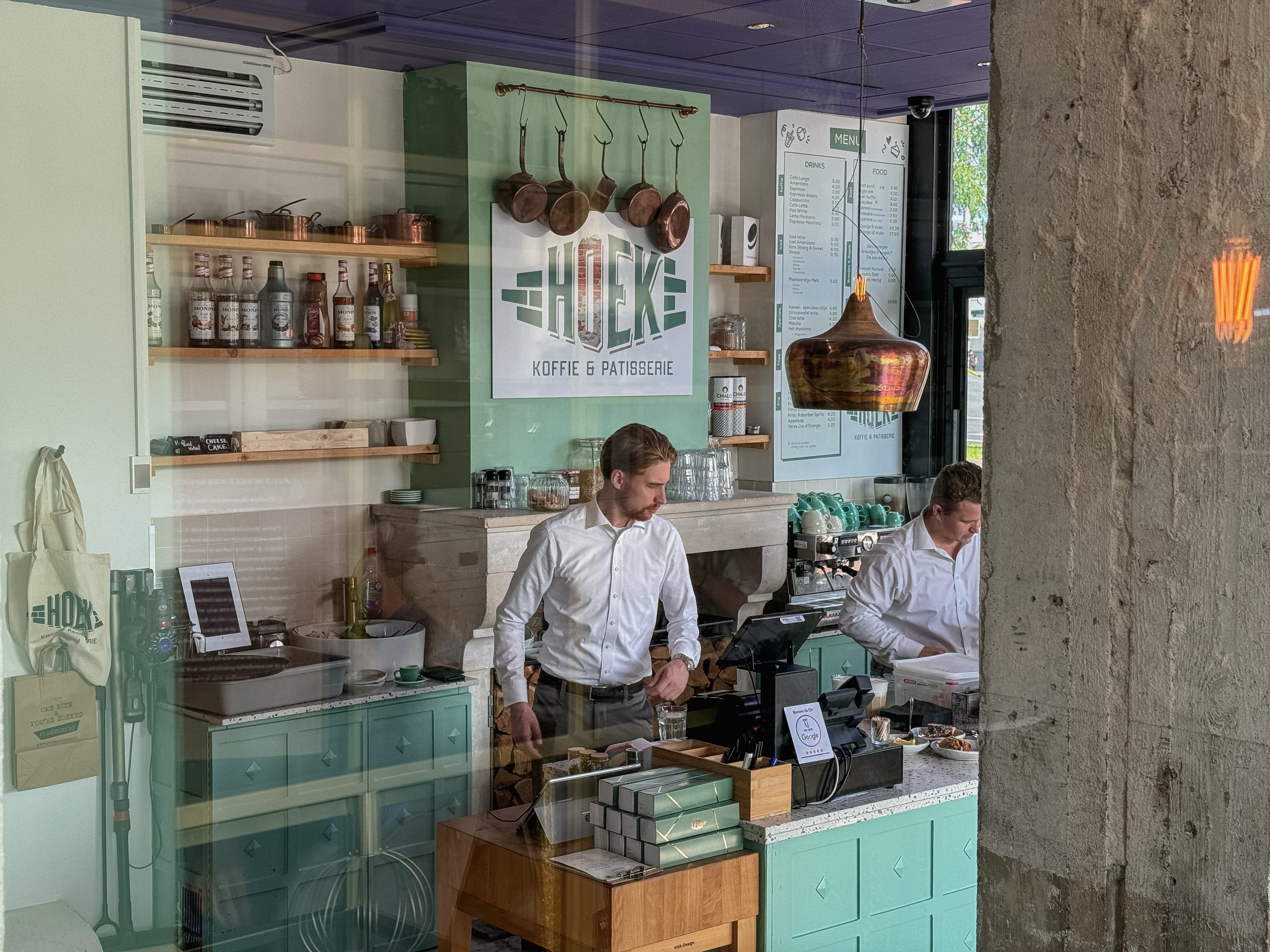 Lekkere koffie haal je op de ‘Hoek’.