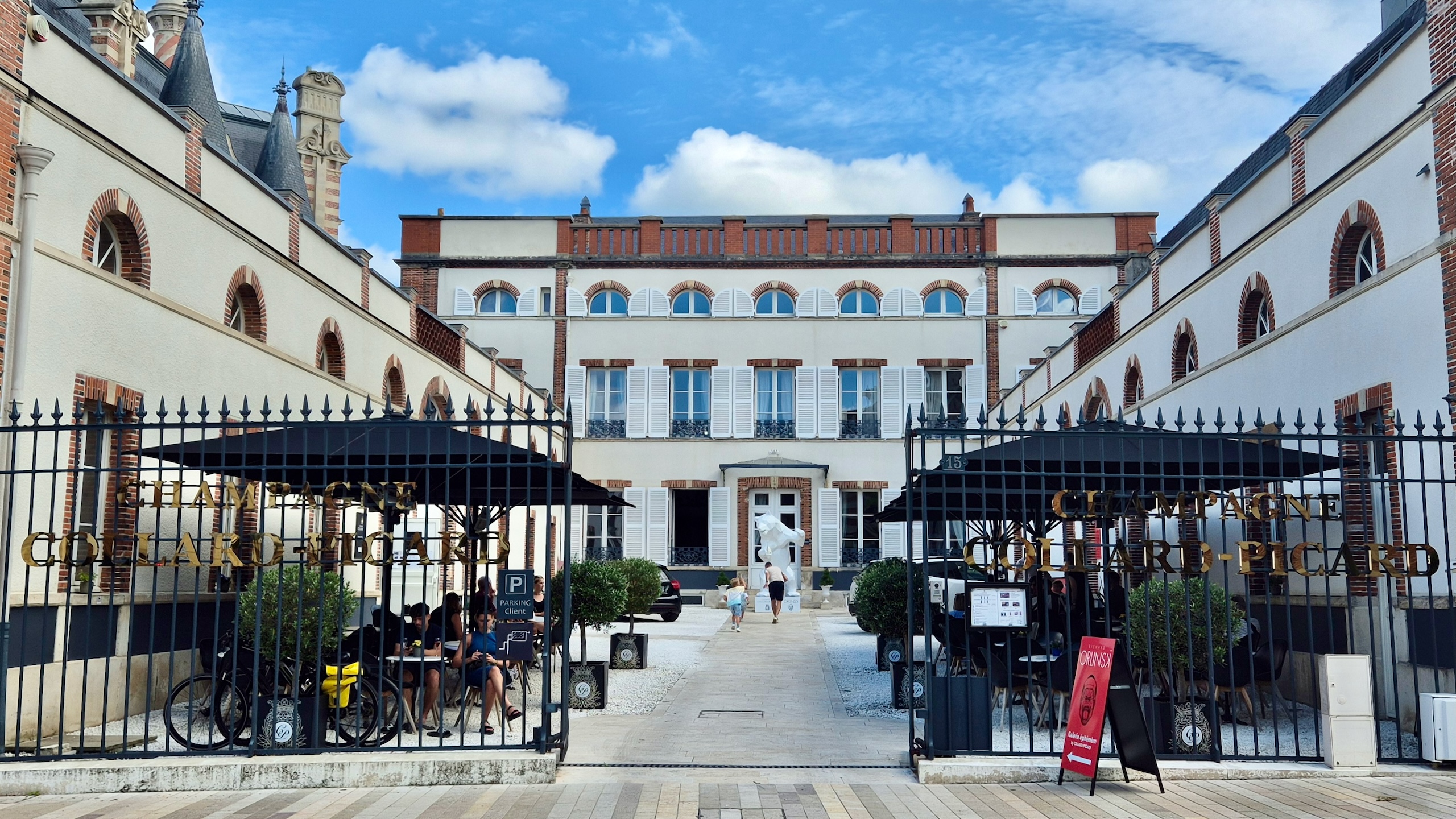 Champagne Collard-Picard op 15 Avenue de Champagne minder bekend maar wel lekker