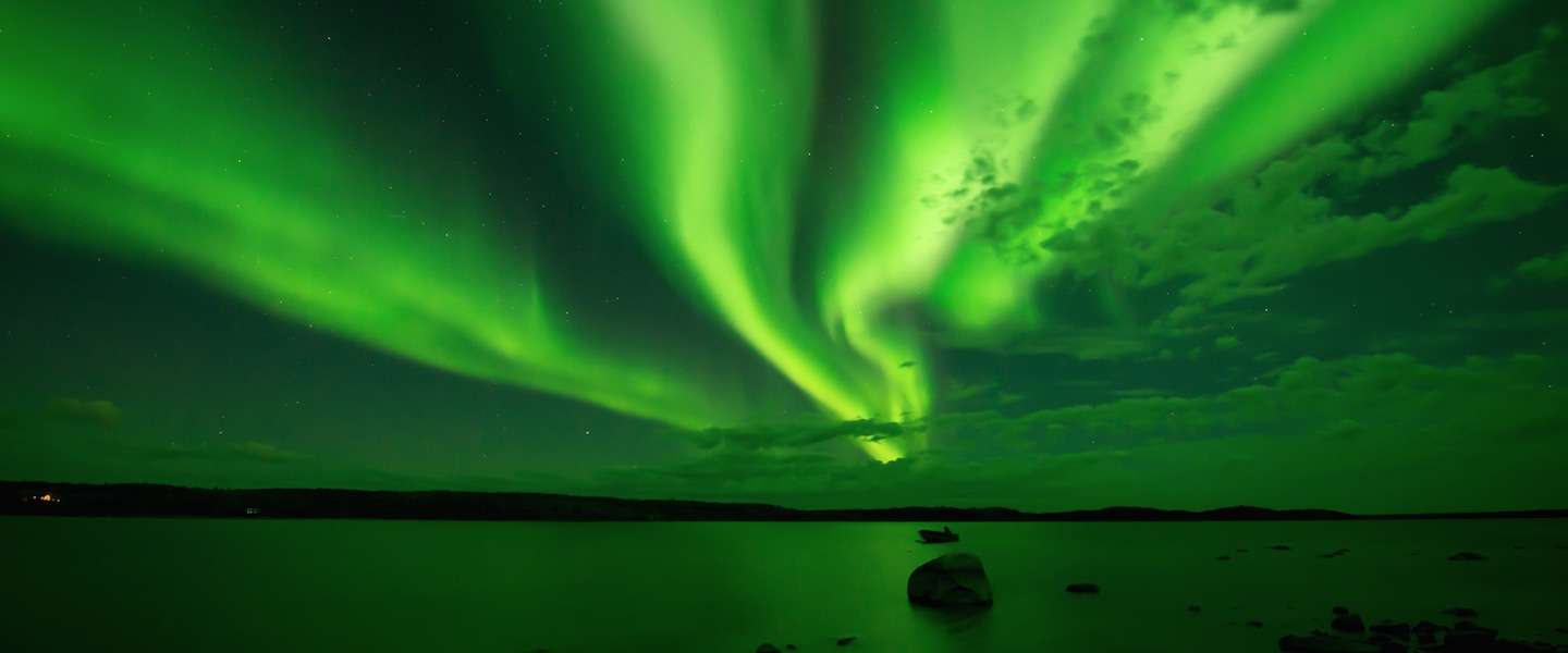 australier-surft-noorderlicht.jpg