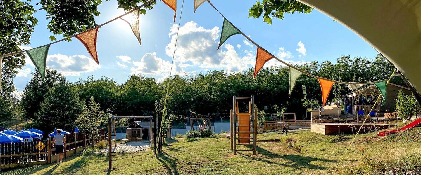 camping-domaine-des-mathevies.jpg