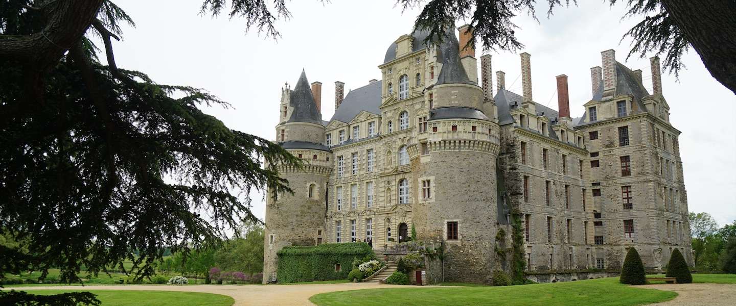 cha-teau-de-brissac-loire.jpg