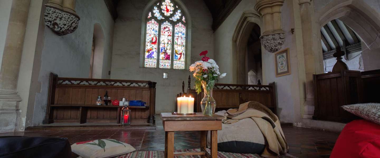 champing-kamperen-in-de-kerk.jpg