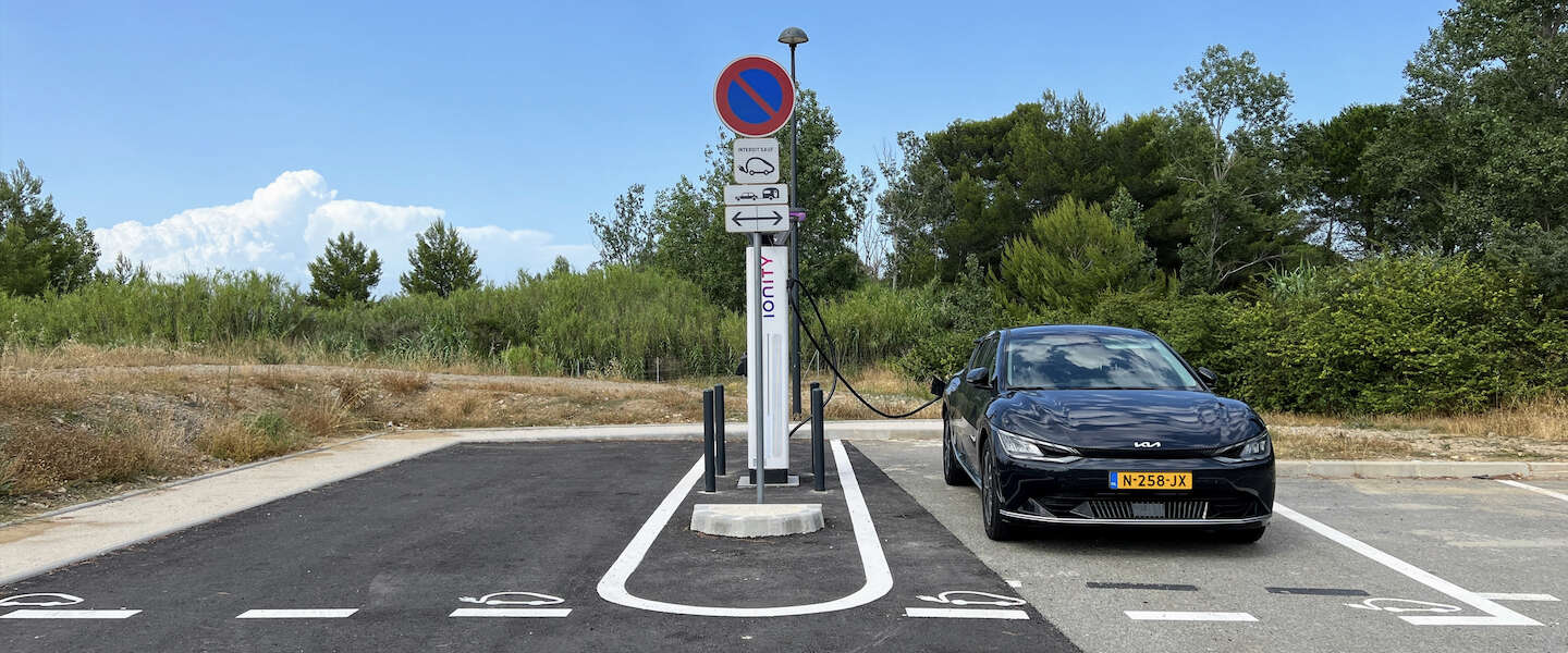 elektrische-laadpunten-autoroute-frankrijk.jpg