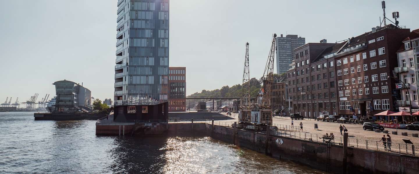 hamburg-water.jpg
