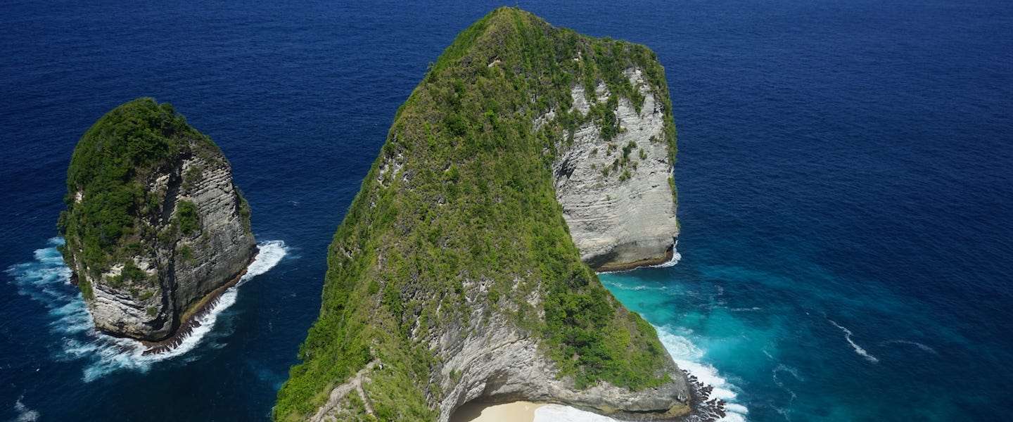 nusa-pendida-kelingking-beach.jpg
