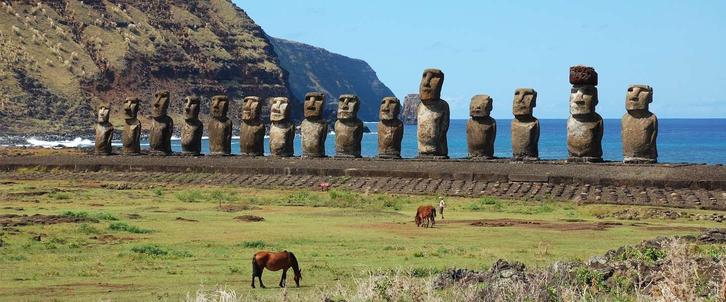 paaseiland-beelden-moai.jpg