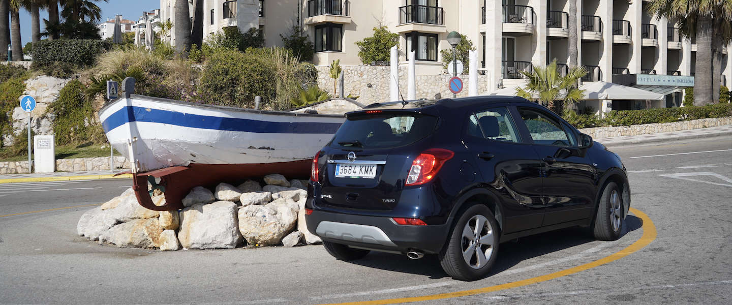 roadtrip-barcelona-sunny-cars.jpg