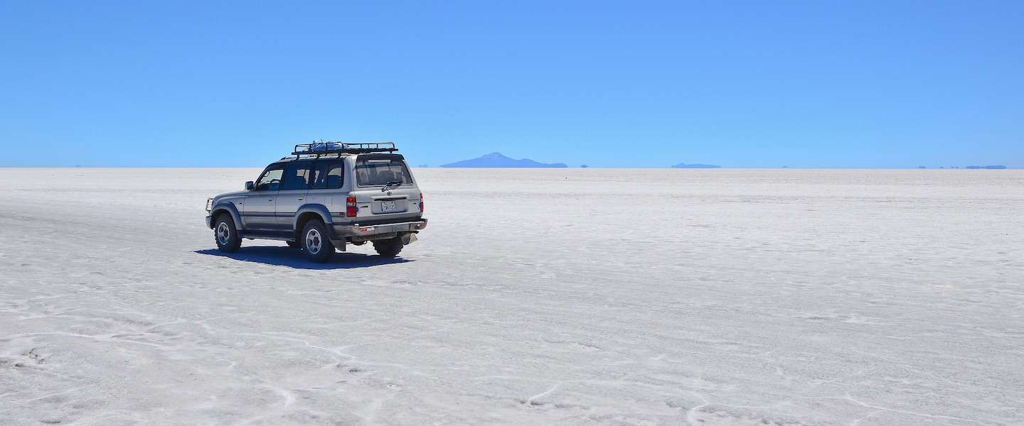 salar-de-uyuni-bolivia.jpg