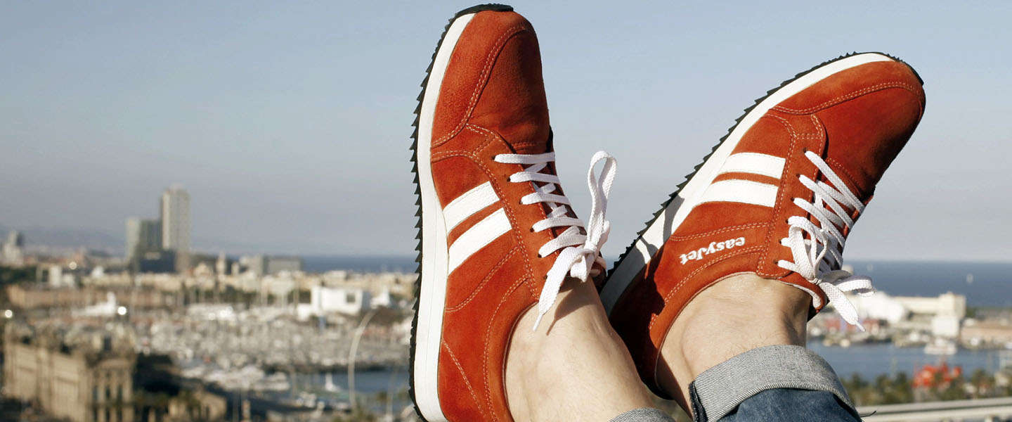 sneakers-easyjet.jpg
