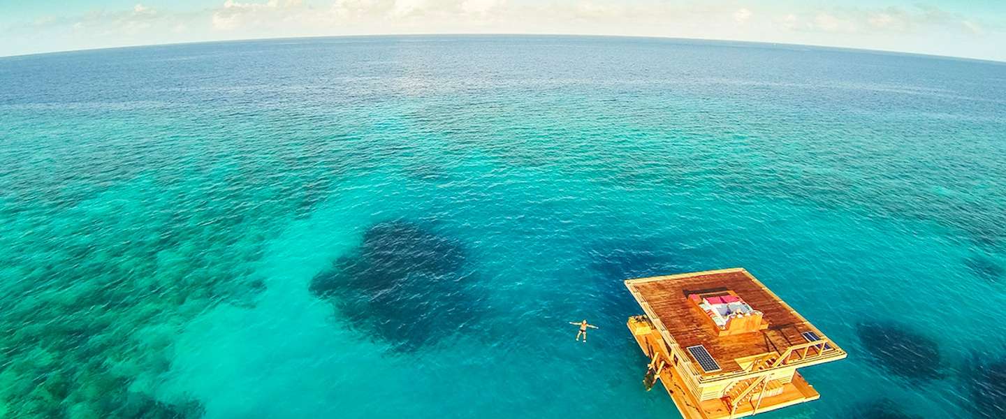 underwater-room-manta-resort.jpg