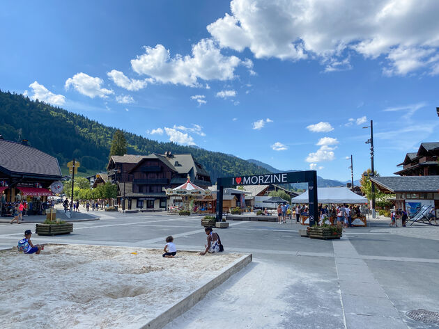 Het autovrije centrum van Morzine, ideaal voor ouders met kinderen!