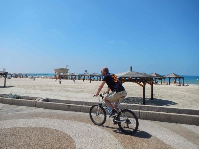 Fietsen door Tel Aviv