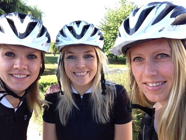 Selfie met de dames van het team