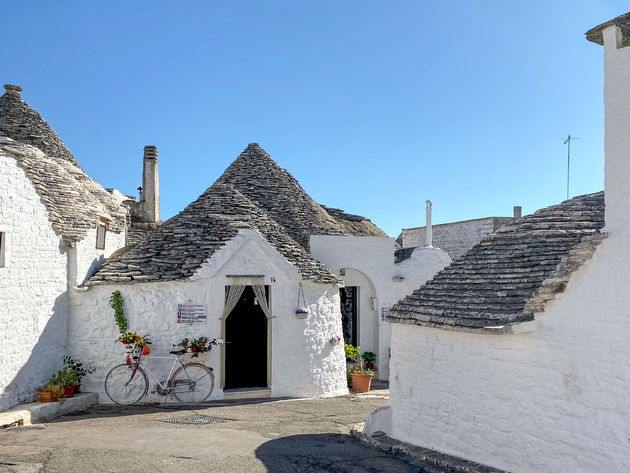 Helemaal weg van deze bijzondere huisjes in Zuid-Itali\u00eb!