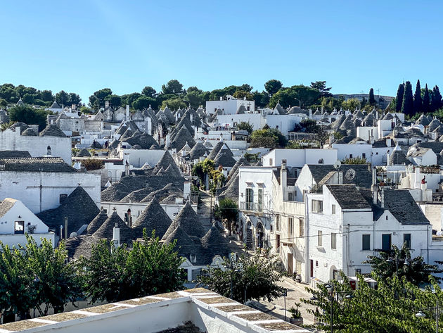 Uitzicht over Alberobello, een van de mooiste plekken van Zuid-Itali\u00eb