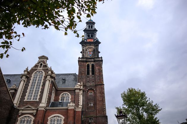 Tijdens het wandelen komen we langs de Westerkerk