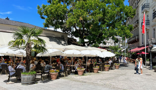 Een centrum vol met terrasjes en gezelligheid