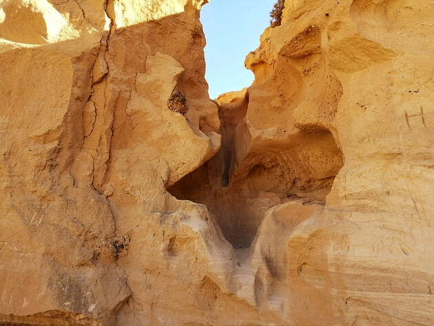 De indrukwekkende zandsculpturen va Barranco de los Enamorados