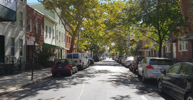 Zo maar een straat in Brooklyn, geeneens zover van Times Square