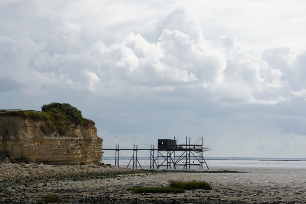 Een Carrelet in de Baie Marais Poitevin boven de zee