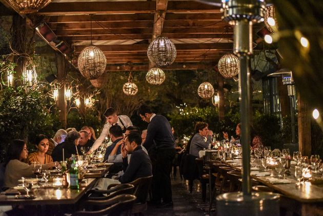 De mooiste en leukste plek voor en bijzonder diner in Istanbul: Cecconi\u2019s