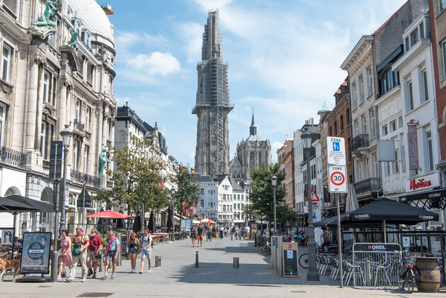 Alles rondom de kathedraal (hier nog in renovatie) behoort tot het historisch centrum