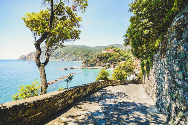 Cinque Terre - Itali\u00eb\u00a9 ah_fotobox - Adobe Stock