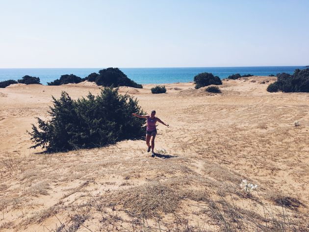 Hardlopen door de verlaten zandduinen van Lake Korission