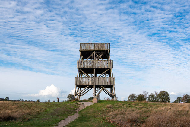 Beklim de uitkijktoren in het Aekingerzand voor mooi uitzicht