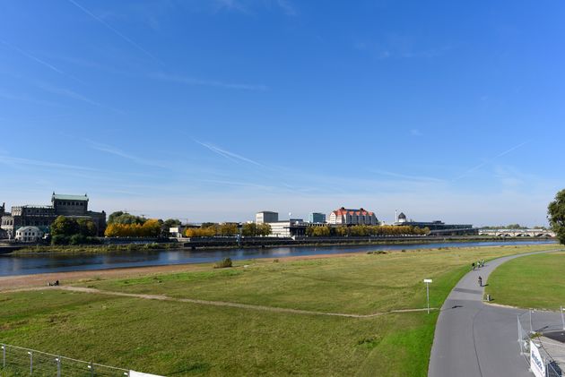 De Elbe gezien vanuit de Neustadt