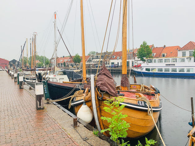 Fraaie botters in de haven van Elburg