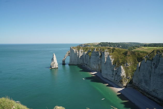 \u00c9tretat heeft absoluut een van de mooiste stranden van Frankrijk!