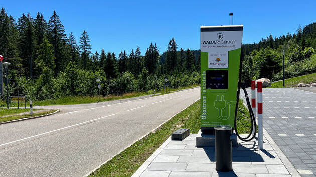 Speciaal voor EV-rijders, op de Feldberg vinden we ook de eerste snellander