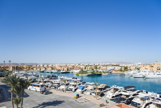 Huur een bootje in de haven van El Gouna