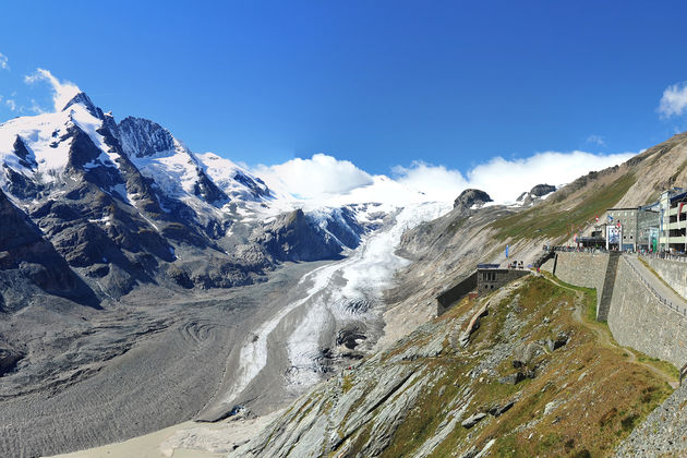 Het hoogste punt van de Gro\u00dfglockner Hochalpenstra\u00dfe