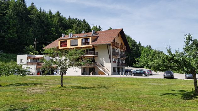 Hotel L\u2019Etang du Moulin in Bonnetage