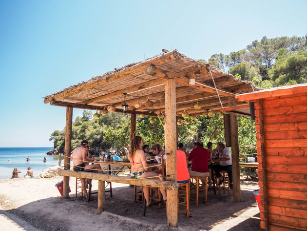 Een knusse strandtent waar je super lekker kunt eten!