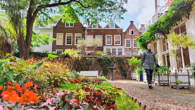 Een oase in de stad: Flora`s Hof, onder de Domtoren