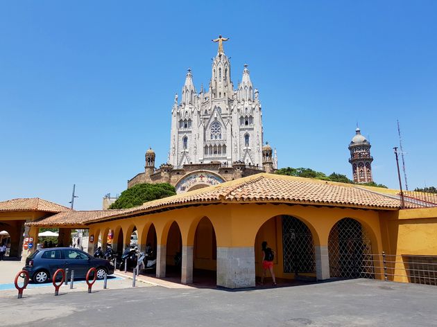 Het Tibidabo Amusement Park - het thema Park van Barcelona