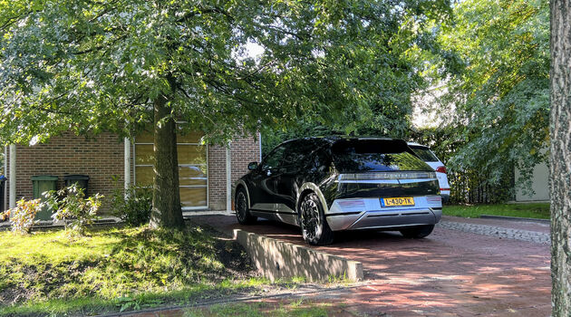 Hoofdrolspeler is een Ioniq 5 Project 45 (73 kWh) met een range ruim boven de 400 km