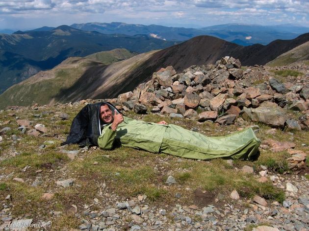 Jakpak: regenjas, tent \u00e9n slaapzak in \u00e9\u00e9n