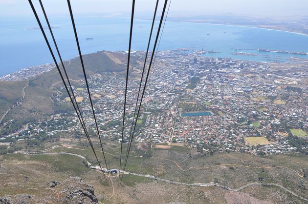 Met de kabelbaan naar het topje van de Tafelberg