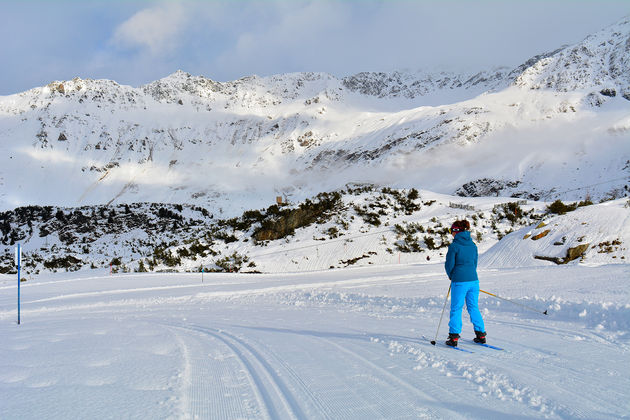 Verse sneeuw en een blauwe hemel, beter wordt het niet!