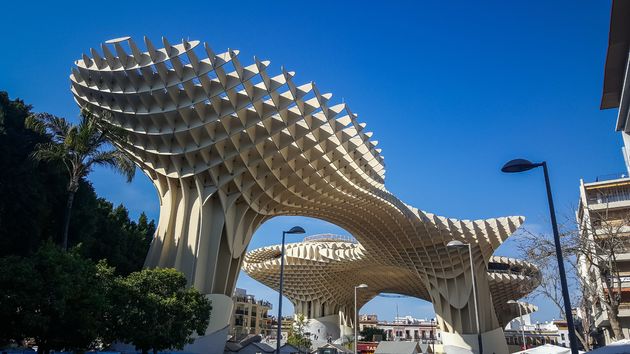 Metropol Parasol is een van de bezienswaardigheden van de stad