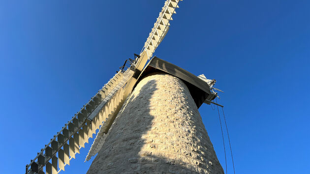 De `Nederlandse` molen van Jerusalem Vineyard Wineries