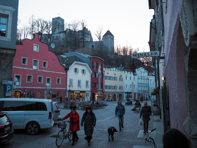 Een bezoek aan het sfeervolle Bruneck mag niet ontbreken